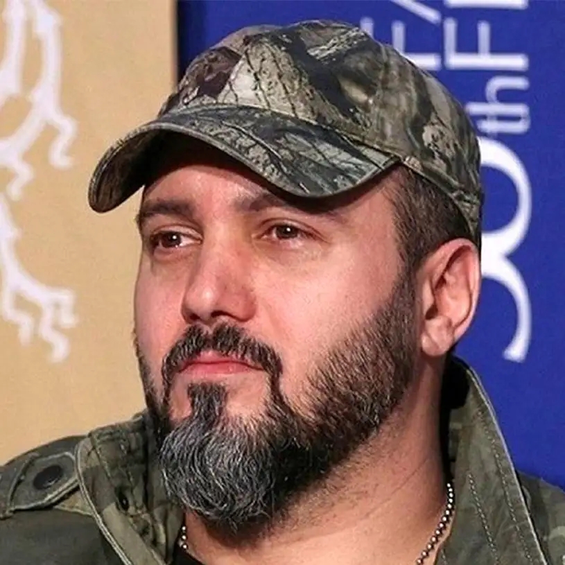 کامبیز دیرباز